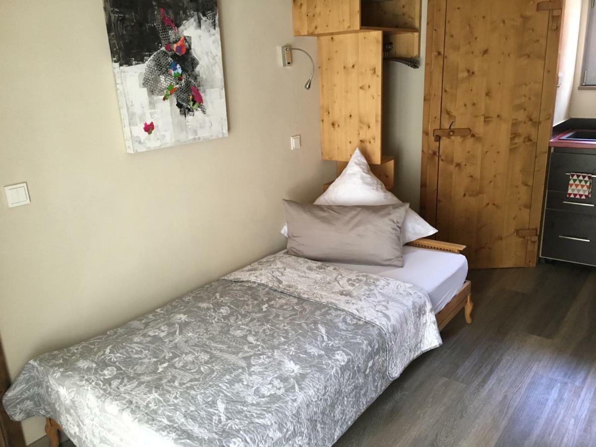 Schmuckkaestle Am Hafen Apartman Wiesbaden Kültér fotó