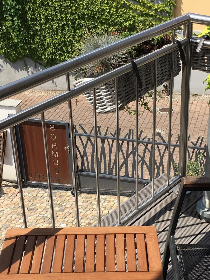 Schmuckkaestle Am Hafen Apartman Wiesbaden Kültér fotó